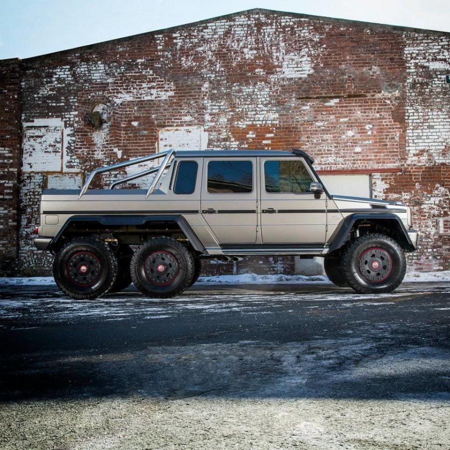  Mercedes-Benz G63 AMG 6x6 2014 года  (фото 2 из 18)